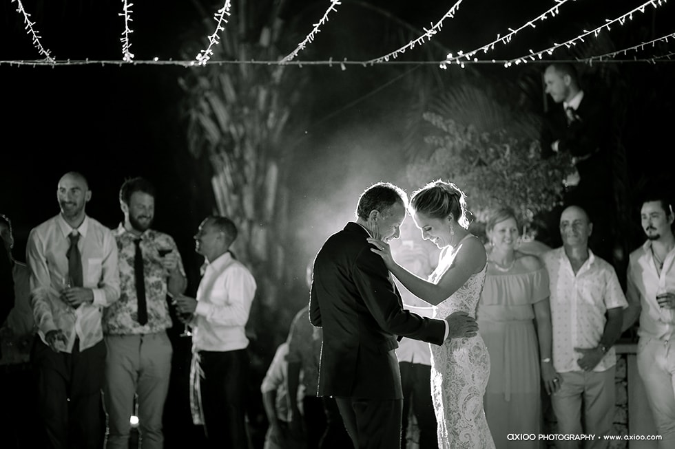 Axioo: The Infinite Garden of Love